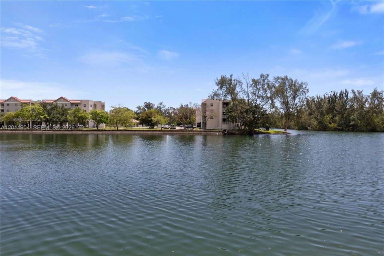 21133 SW 85th Ave, Unit 103, Cutler Bay, FL 33189 Photo