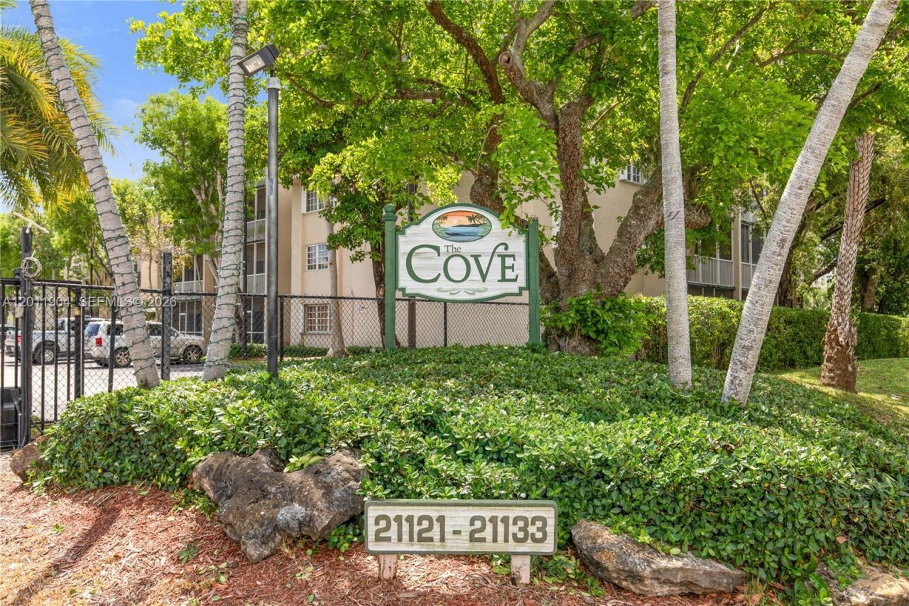 21133 SW 85th Ave, Unit 103, Cutler Bay, FL 33189 Photo