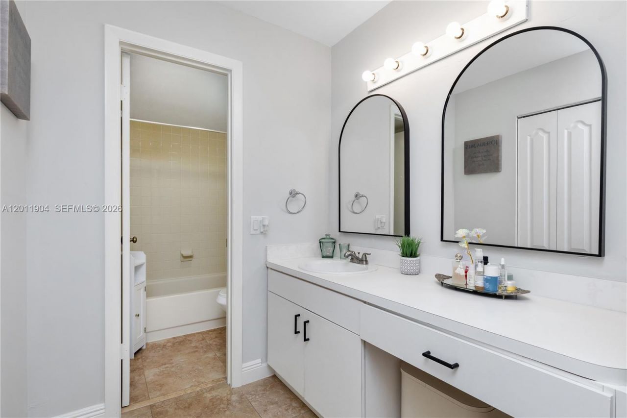 21133 SW 85th Ave, Unit 103, Cutler Bay, FL 33189 Photo
