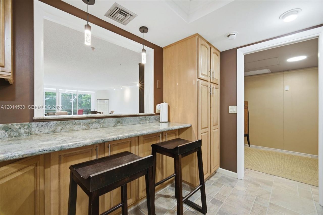 821 Cypress Blvd , Unit 307, Pompano Beach, FL 33069 Photo
