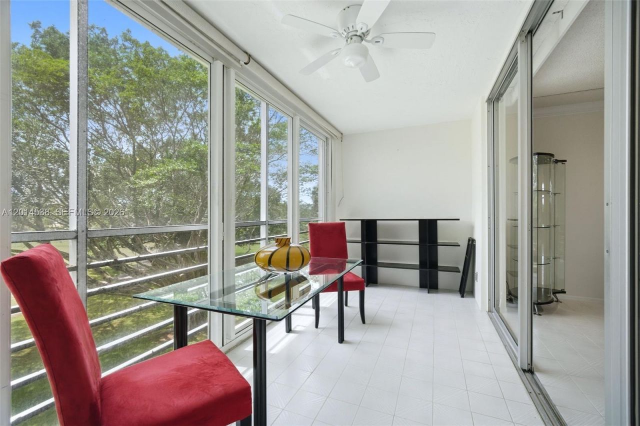 821 Cypress Blvd , Unit 307, Pompano Beach, FL 33069 Photo