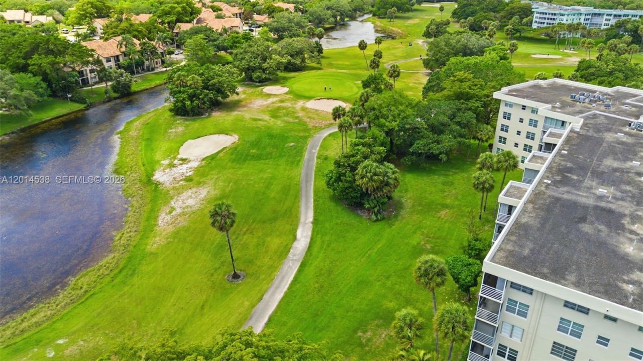 821 Cypress Blvd , Unit 307, Pompano Beach, FL 33069 Photo