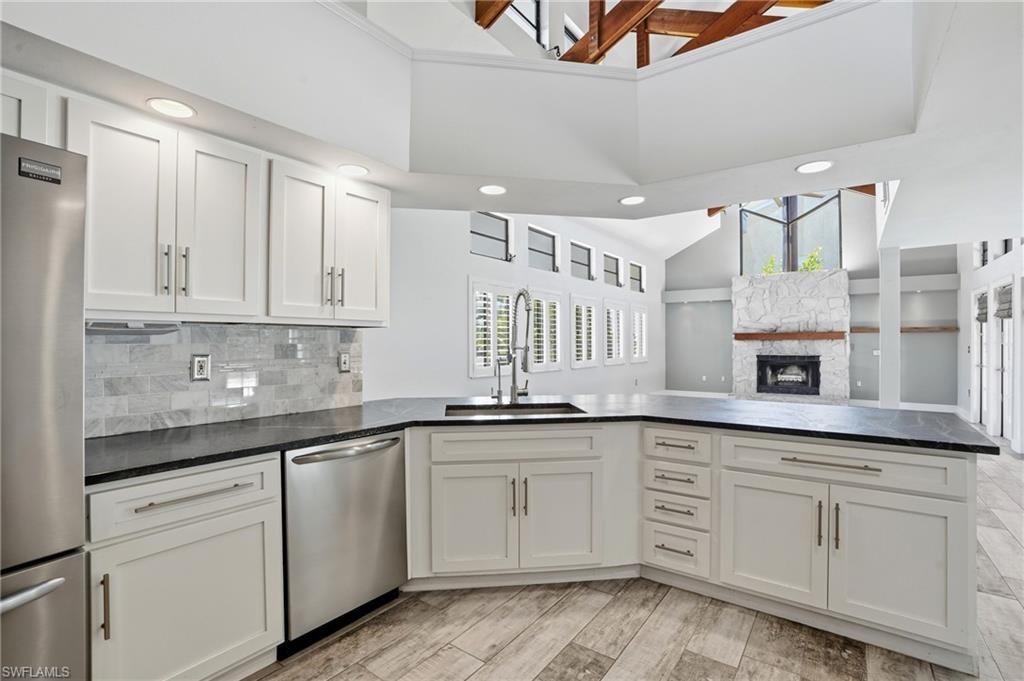 330 Prather Dr , Fort Myers, FL 33919 Photo