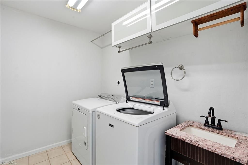 330 Prather Dr , Fort Myers, FL 33919 Photo