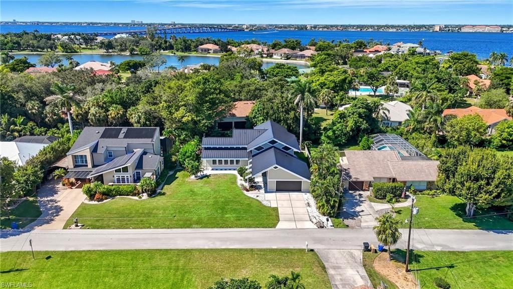 330 Prather Dr , Fort Myers, FL 33919 Photo