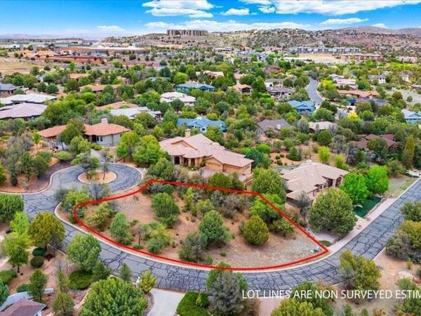 127 S CHERRY GROVE Circle, Unit 113, Prescott, AZ 86303