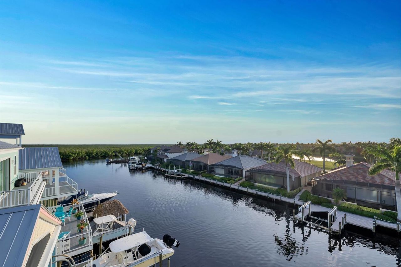 5870 Shell Cove Dr, Cape Coral, FL 33914 Photo