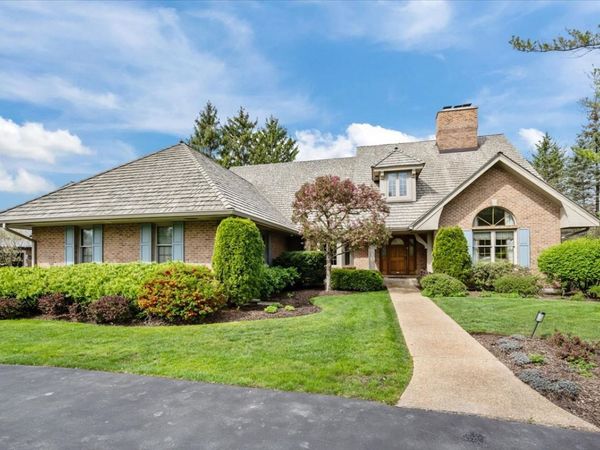 1280 Fiore Drive , Lake Forest, IL 60045