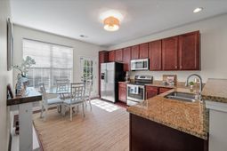 5040 Wapiti Way photo 4