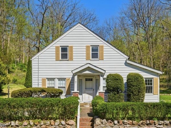 56 Main St, Peapack Gladstone, NJ 07977