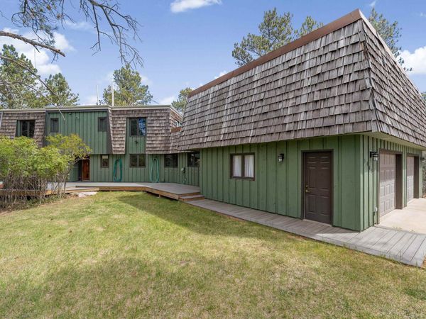 5408 Quail Dr, Rapid City, SD 57702