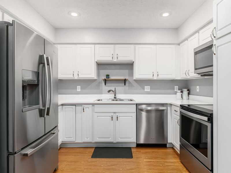 6211 Hampton Green Place, Unit 2B, Dublin, OH 43016 Photo 7