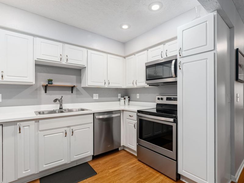 6211 Hampton Green Place, Unit 2B, Dublin, OH 43016 Photo 8
