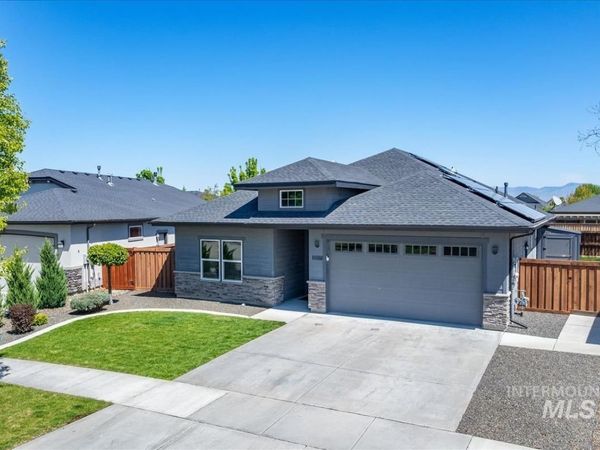 10866 W Alfina Dr, Boise, ID 83709