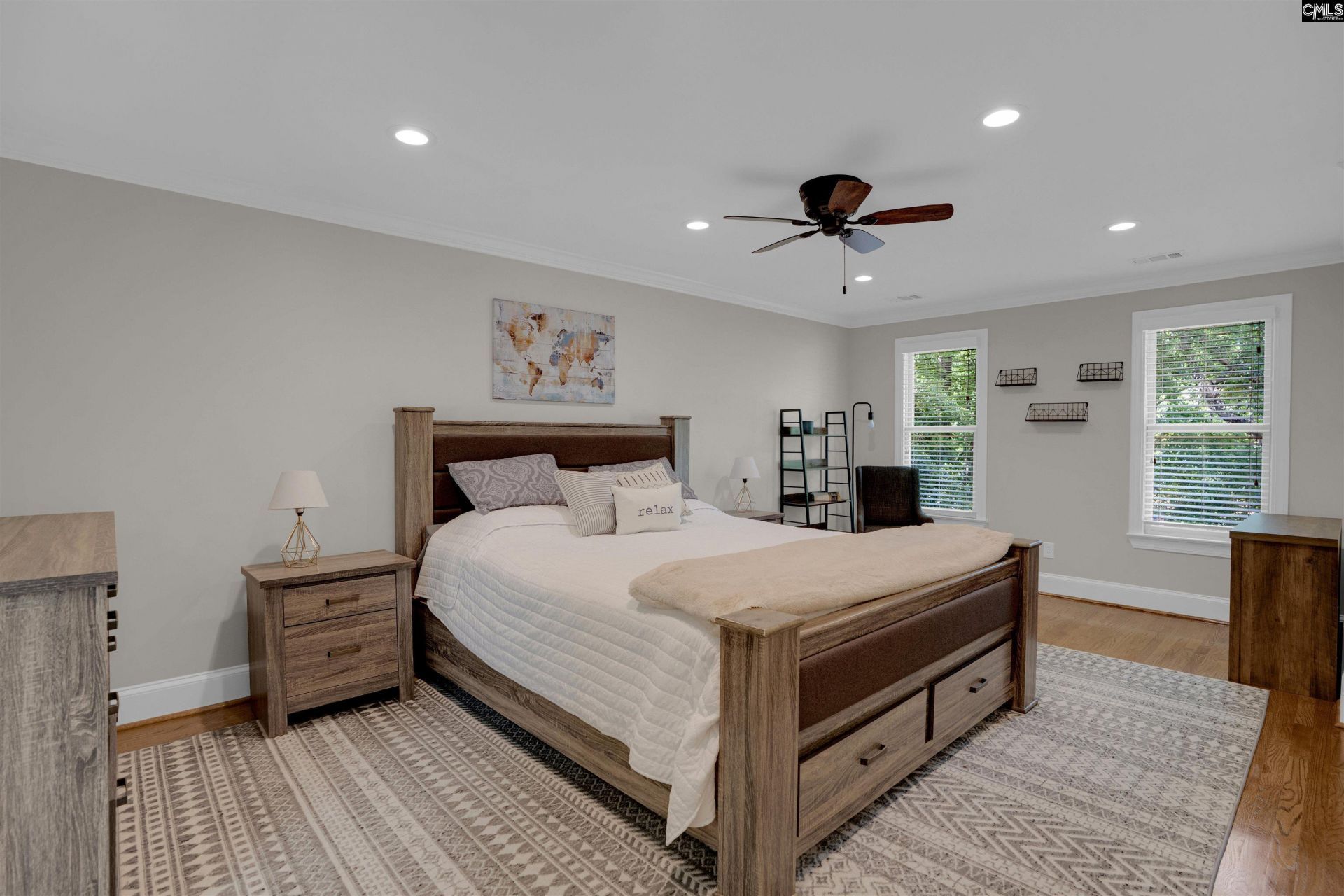 305 Barberry Drive  Photo 15