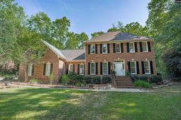 305 Barberry Drive  photo 4