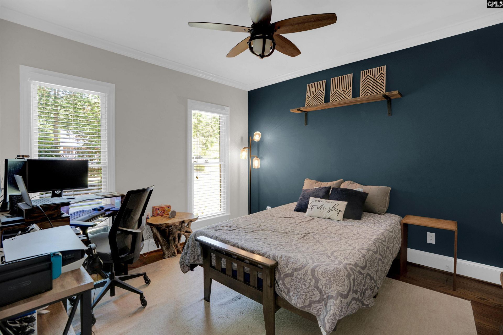 305 Barberry Drive  Photo 36