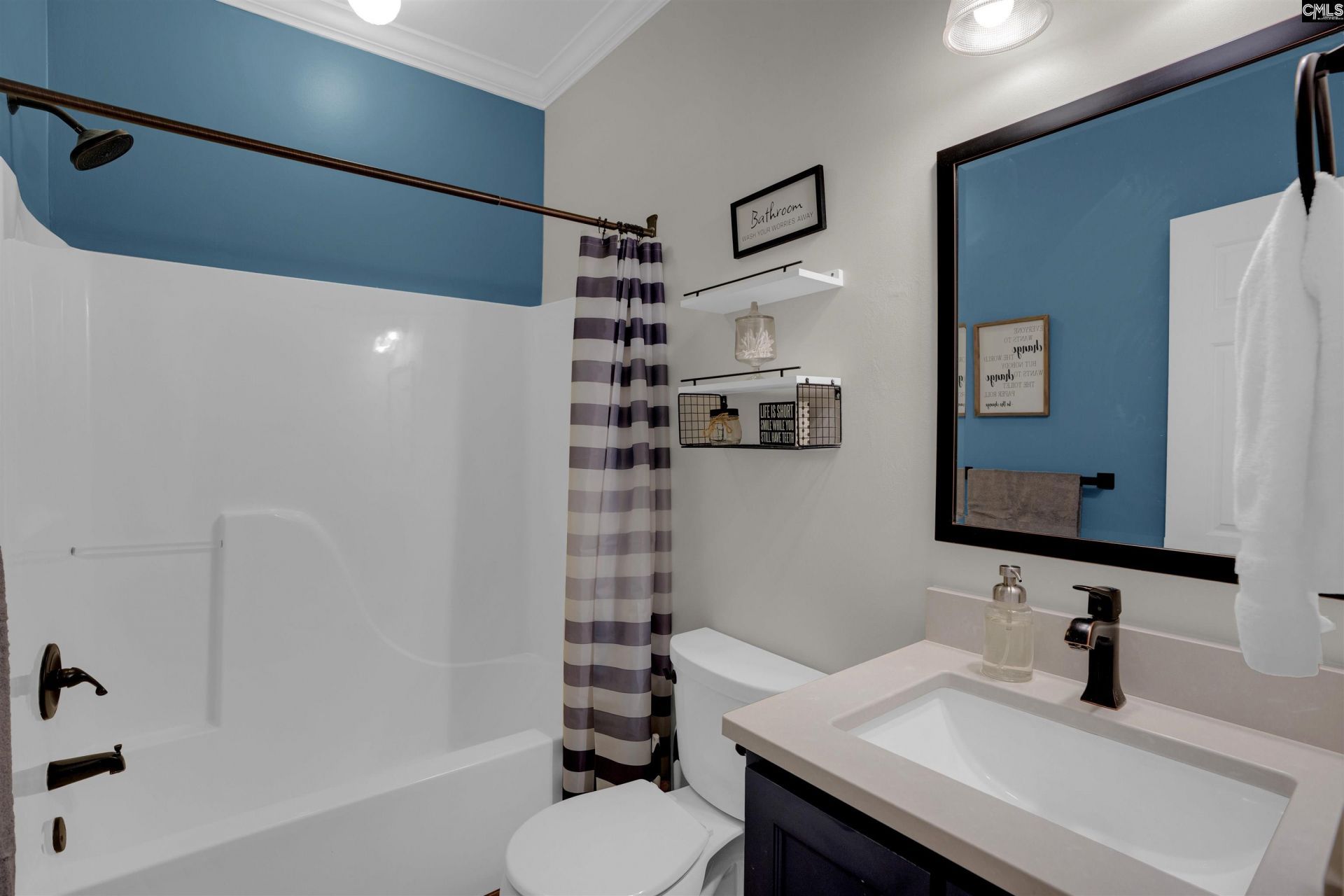 305 Barberry Drive  Photo 38