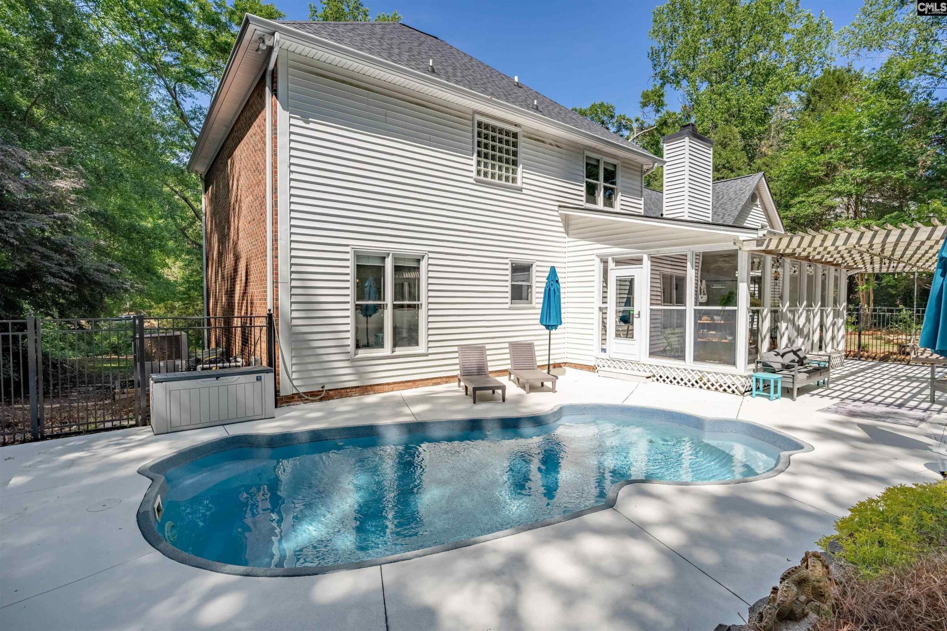 305 Barberry Drive  Photo 42