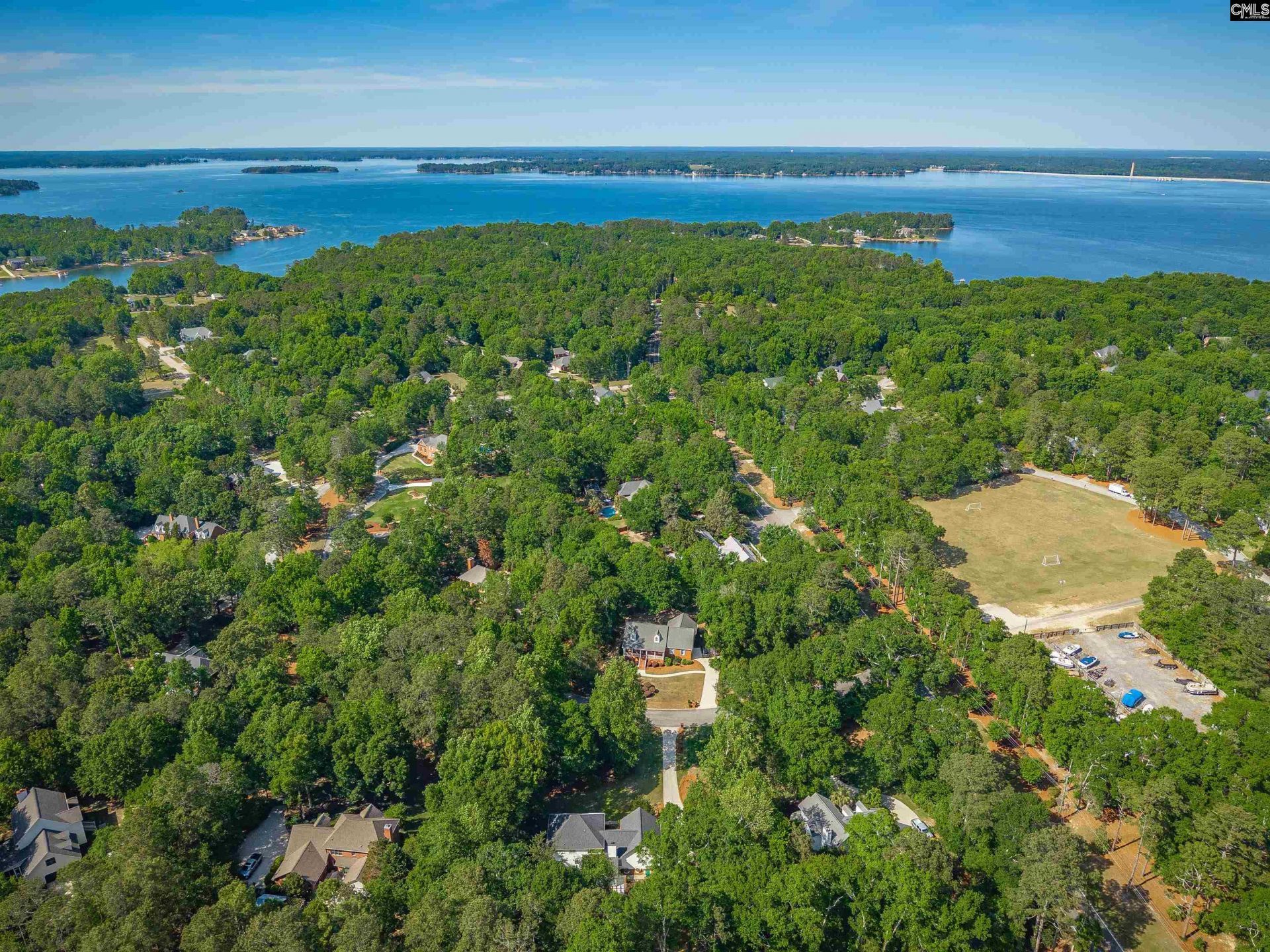 305 Barberry Drive  Photo 55