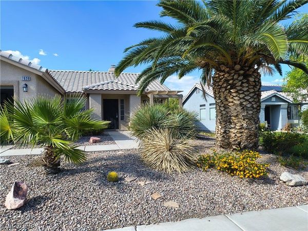 7828 Thorne Pine Avenue, Las Vegas, NV 89131