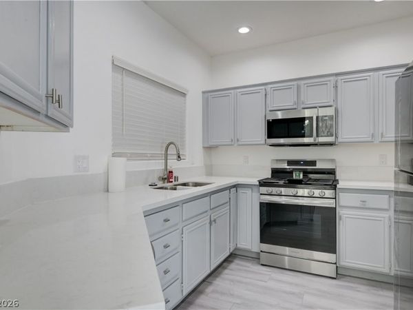 1817 Cutlass Drive , Henderson, NV 89014