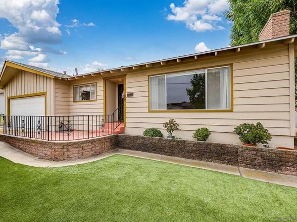 8105 Brock Ct, Lemon Grove, CA 91945