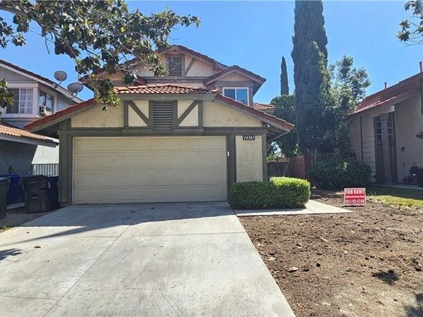14301 Hillcrest, Fontana, CA 92337