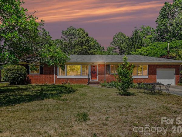 6339 Thelo Drive, Charlotte, NC 28212