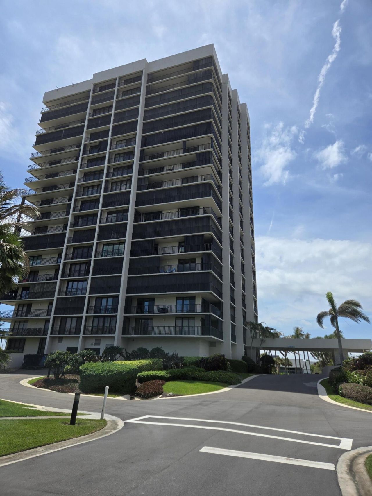 5047 N Highway A1a, Unit 801, Hutchinson Island, FL 34949 Photo