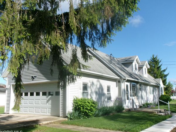 742 E 2nd Street , Ottawa, OH 45875