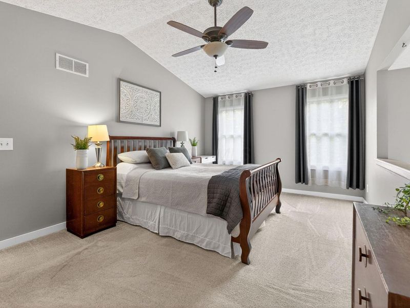 4895 Derry Court, Columbus, OH 43221 Photo 22