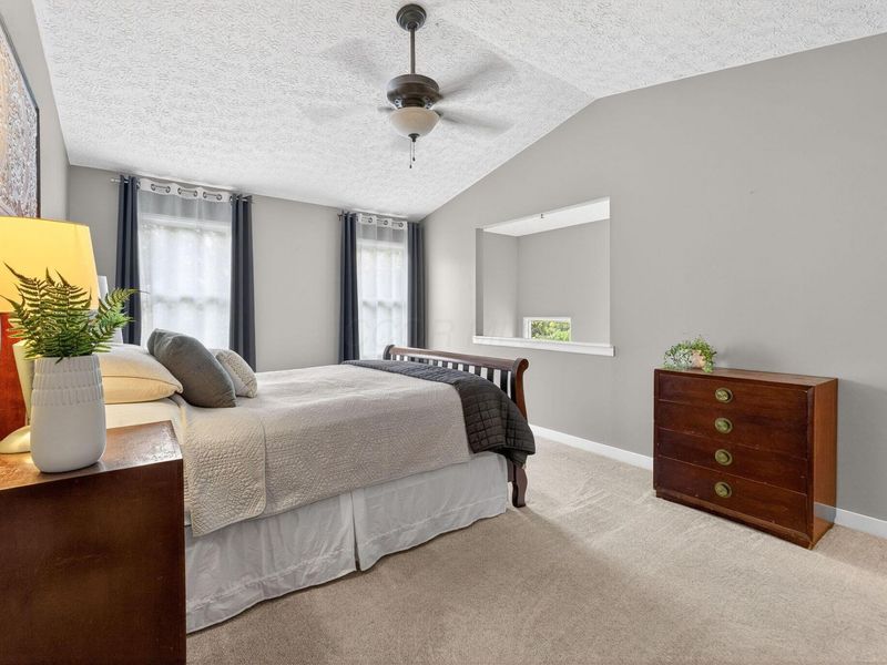 4895 Derry Court, Columbus, OH 43221 Photo 24