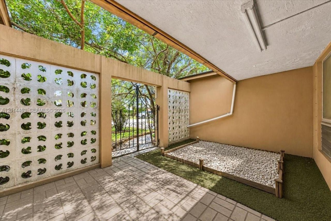 9261 SW 55th St, Cooper City, FL 33328 Photo