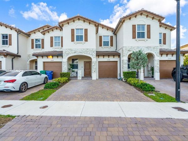 12586 NW 22nd Pl , Unit 12586, Miami, FL 33167