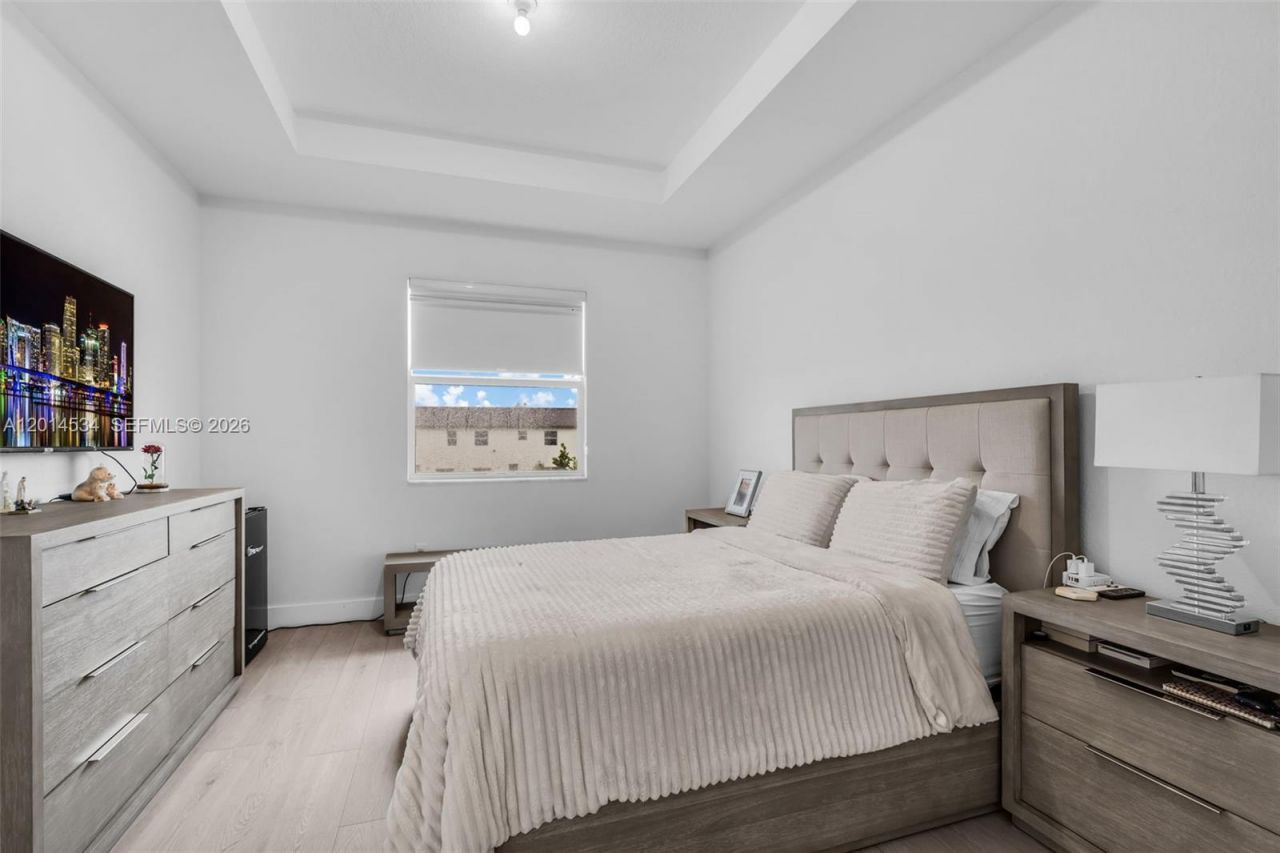 12586 NW 22nd Pl , Unit 12586, Miami, FL 33167 Photo