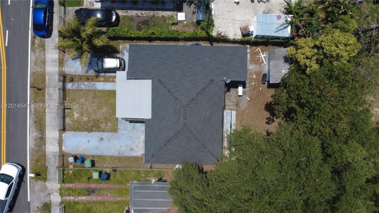 1631 NW 114th St , Miami, FL 33167 Photo