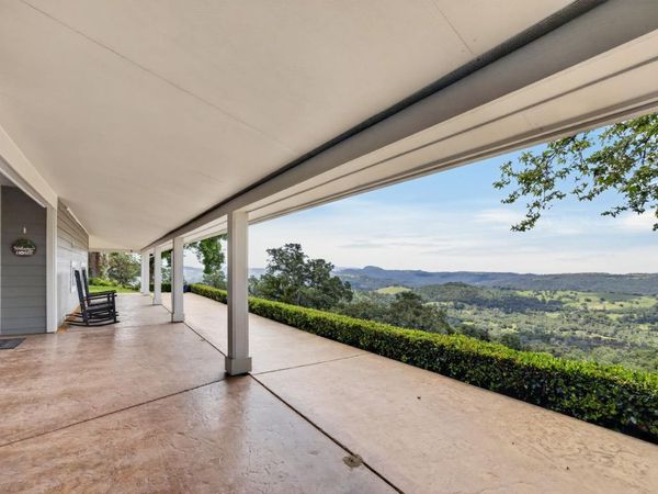 8950 W Butte Mountain Ln, Jackson, CA 95642