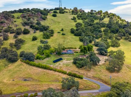 8950 W Butte Mountain Ln, Jackson, CA 95642 Photo