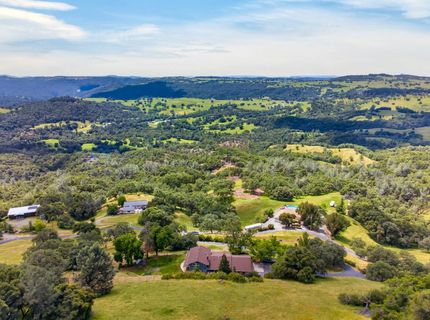 8950 W Butte Mountain Ln, Jackson, CA 95642 Photo