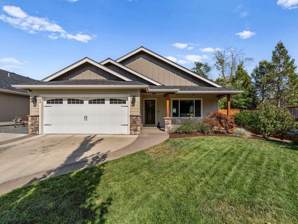 183 Lincoln Road, Grants Pass, OR 97526
