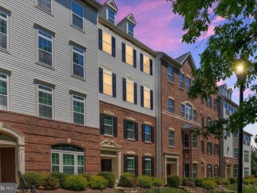 7438 BRUNSON CIRCLE, GAINESVILLE, VA 20155