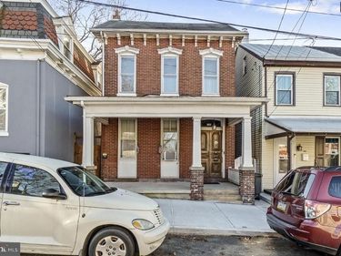 148 WALNUT STREET, Unit 2, POTTSTOWN, PA 19464