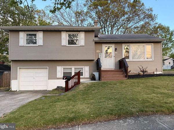 1 NASSAU ROAD, SOMERS POINT, NJ 08244