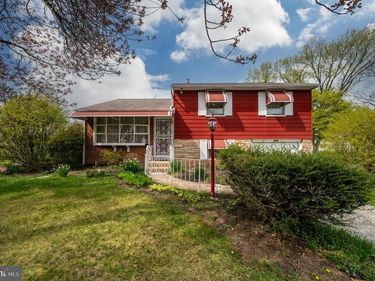 125 E 1ST AVENUE, TRAPPE, PA 19426