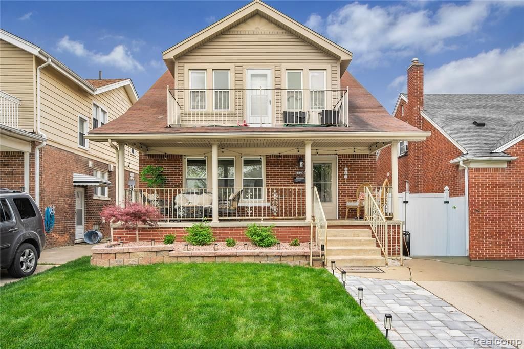 6847 Theisen Street, Dearborn, MI 48126 Main Photo