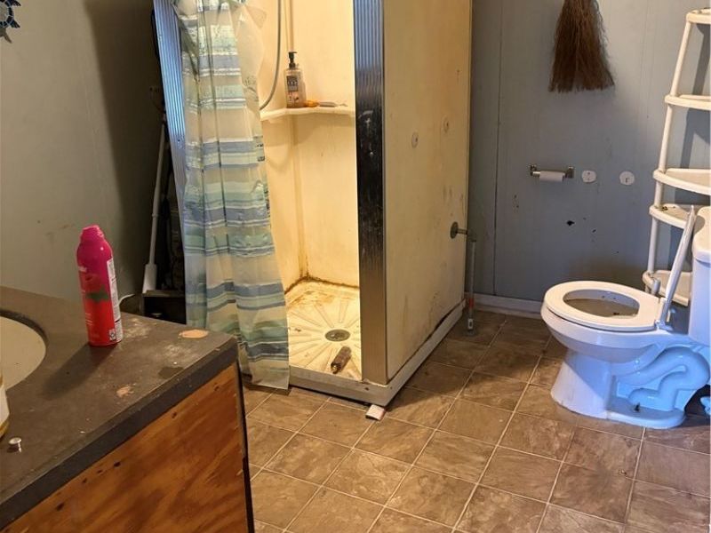 226 E Robinson Street, Shreve, OH 44676 Photo 8