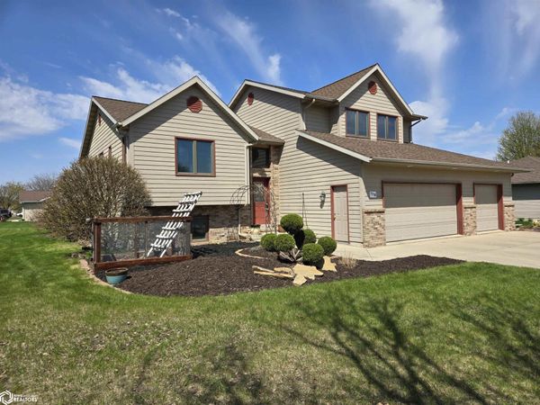 1110 15Th Street SE, Mason City, IA 50401