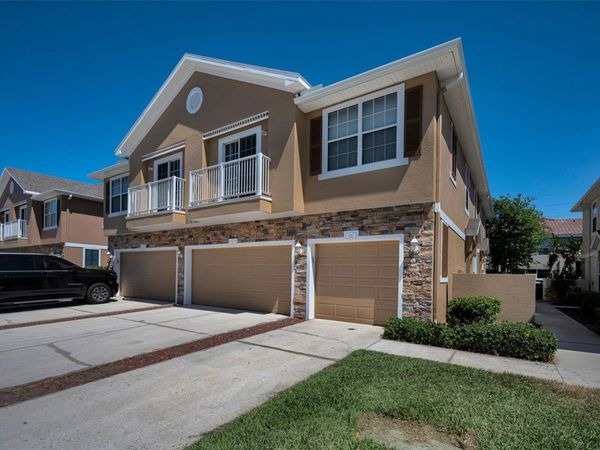 617 52ND AVENUE N, ST PETERSBURG, FL 33703