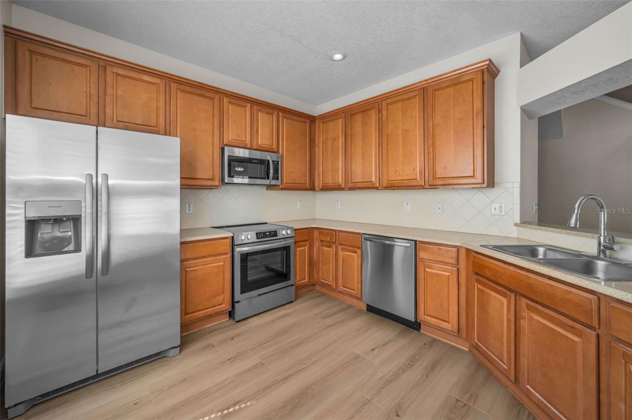617 52nd Avenue N, Saint Petersburg, FL 33703 Photo
